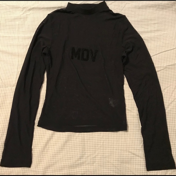 maniere de voir Tops - Mock Neck Mesh Black Top